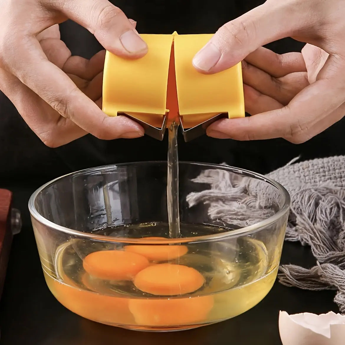 1pc Easy Clean Eggshell Separator - Quick Peel & Yolk Splitter, Essential for Kitchen Baking Best Products Online