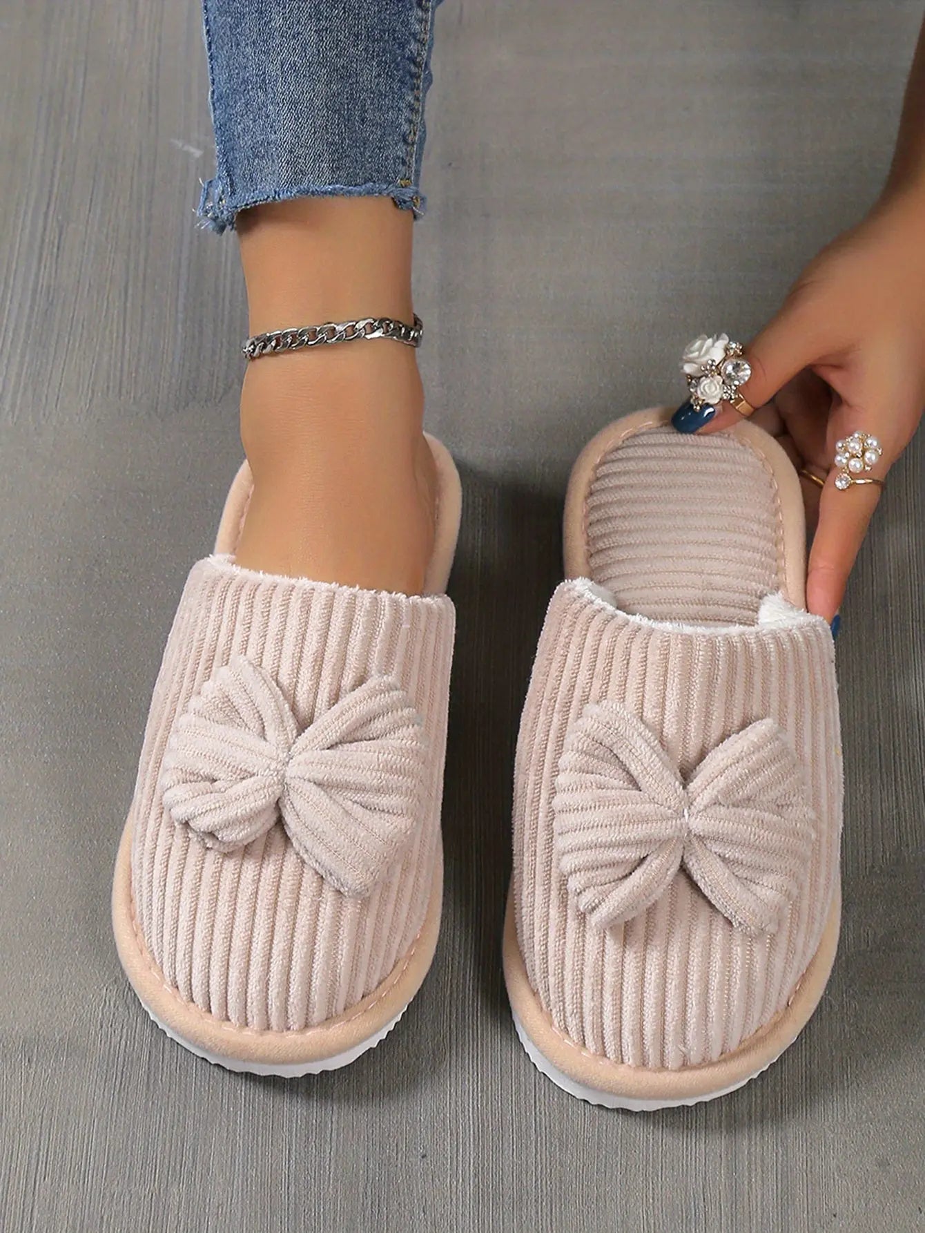 [Cozy Slippers] Cozy Fleece-Lined Women's Slip-On Winter Slippers | Soft All-Season Indoor House Shoes for Home & Couples, Casual Slip-On Design with Bow Detail, EVA Sole Best Products Online