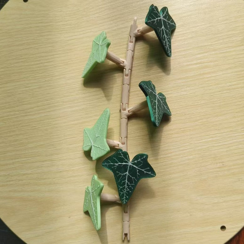 English Ivy Fridge Magnet With Articulating Vine